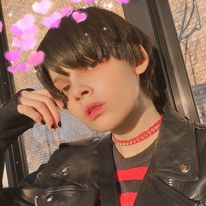 Meet your Posher, Timo